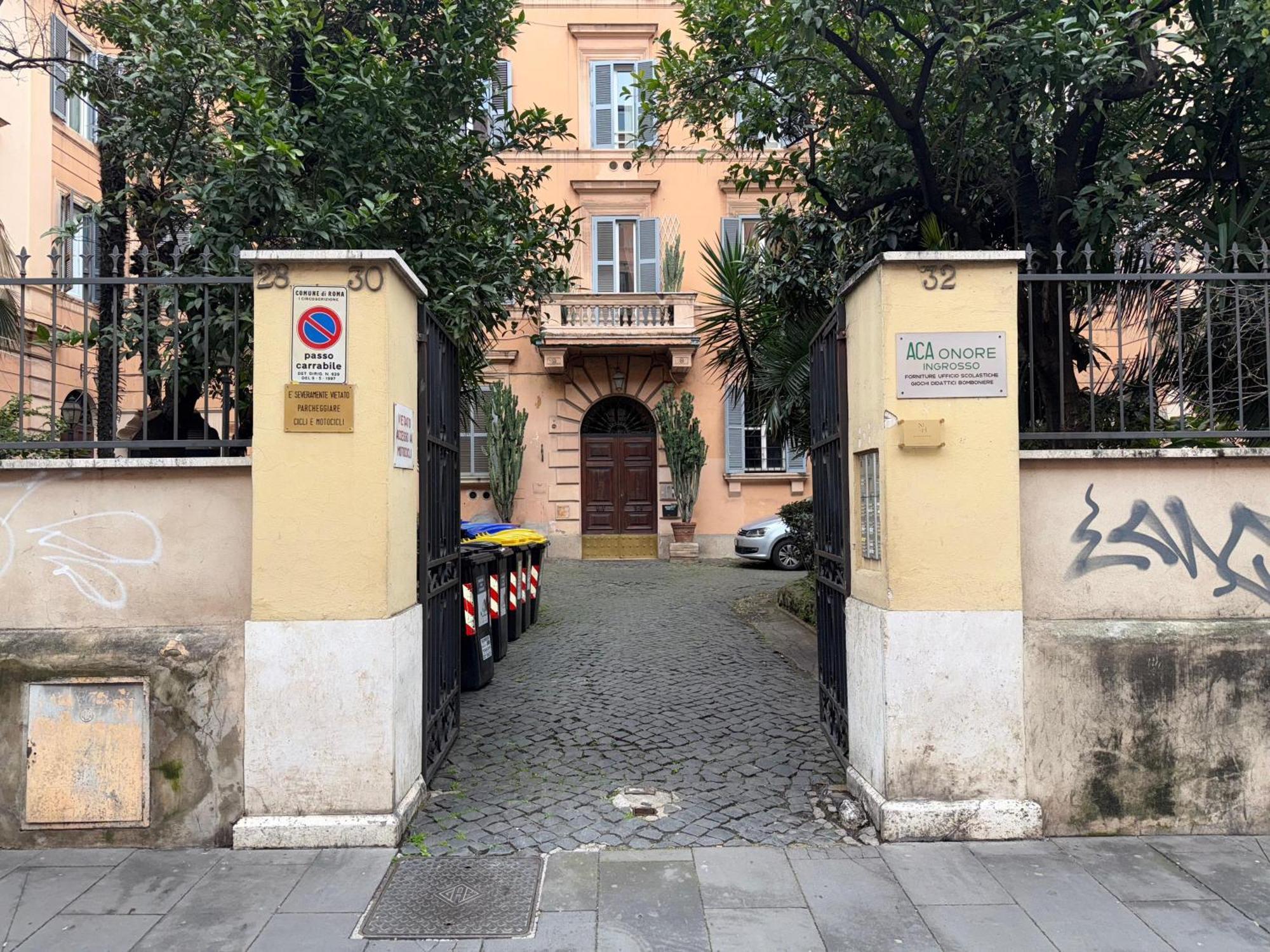 Napoleone Suite Rome Bagian luar foto
